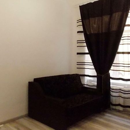 Apartment At Teodora Sqr Liov Exterior foto