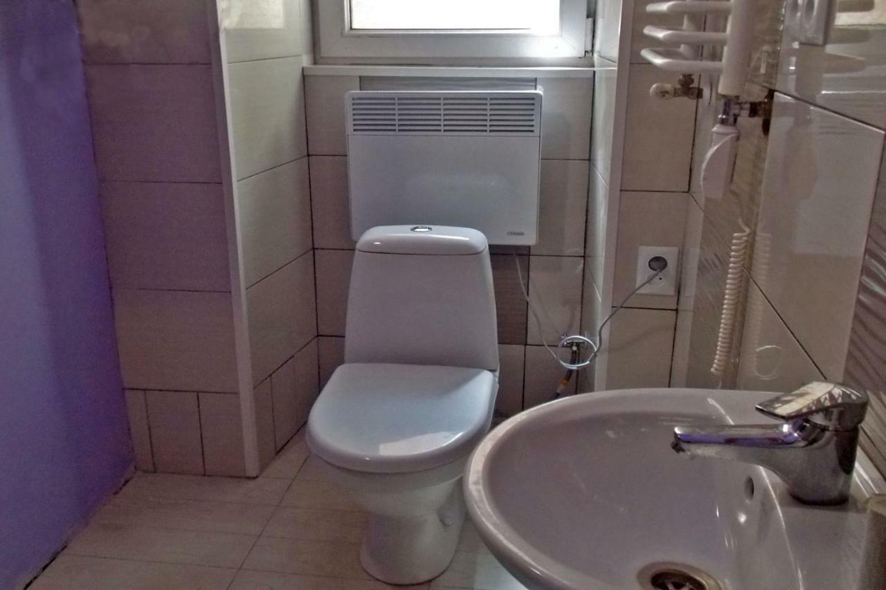 Apartment At Teodora Sqr Liov Exterior foto